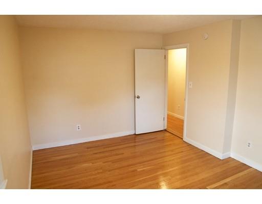 187 Pilgrim Ave, Worcester, MA 01604 photo 11