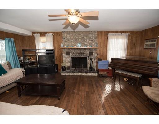 63 Wayside Rd, Worcester, MA 01605 photo 5