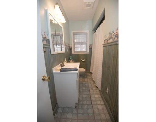 63 Wayside Rd, Worcester, MA 01605 photo 9