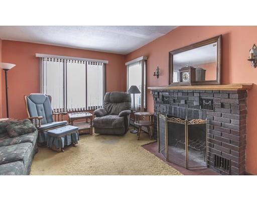 7 Howard St, Brookfield, MA 01506 photo 6