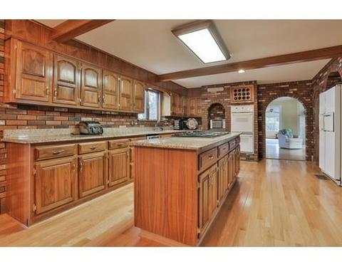 4 Robin Dr, Hudson, NH 03051 photo 9