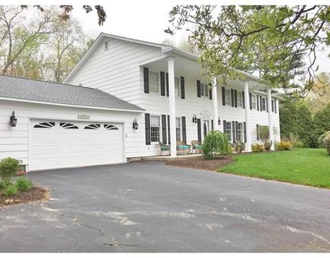 4 Robin Dr, Hudson, NH 03051 photo 1