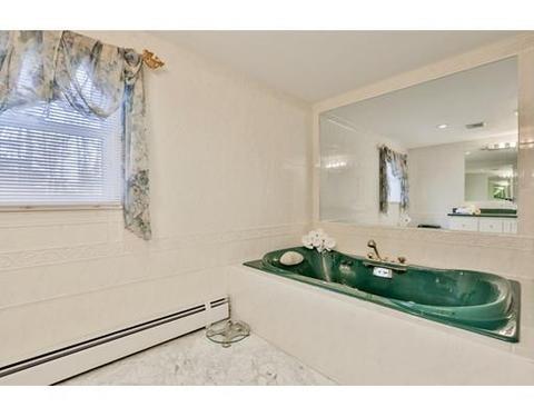 4 Robin Dr, Hudson, NH 03051 photo 18