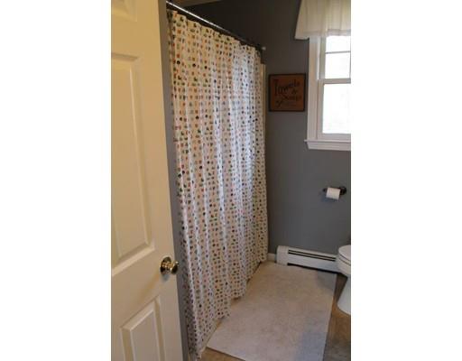 18 Josiah Dr, Upton, MA 01568 photo 20