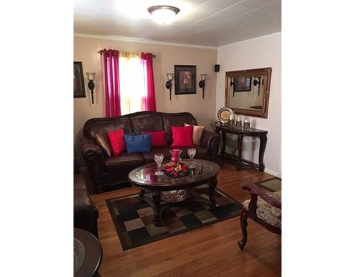 20 Springfield St, Lawrence, MA 01843 photo 3