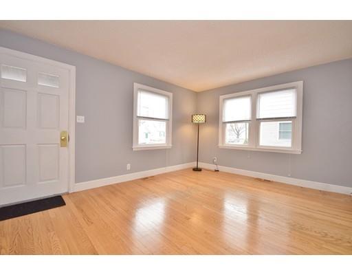 106 Windemere St, Springfield, MA 01104 photo 14