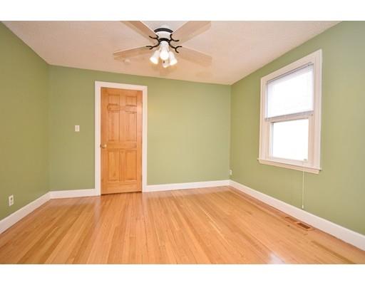 106 Windemere St, Springfield, MA 01104 photo 17