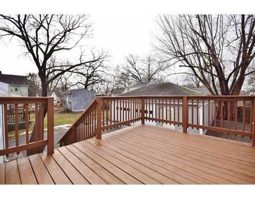 106 Windemere St, Springfield, MA 01104 photo 3