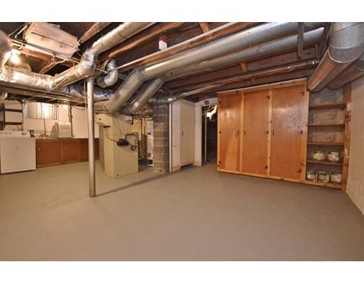 106 Windemere St, Springfield, MA 01104 photo 23