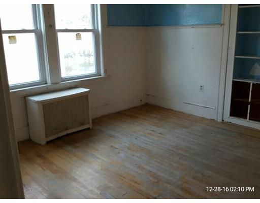 39 Catharine St, Worcester, MA 01605 photo 10