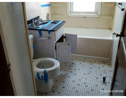 39 Catharine St, Worcester, MA 01605 photo 9