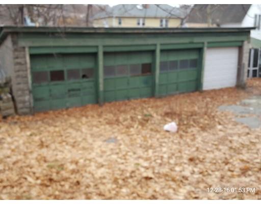 39 Catharine St, Worcester, MA 01605 photo 4