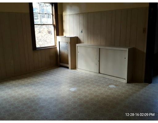 39 Catharine St, Worcester, MA 01605 photo 7