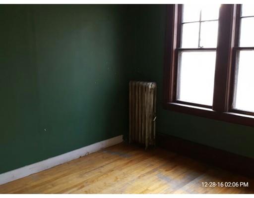 39 Catharine St, Worcester, MA 01605 photo 17