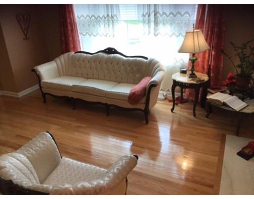 7 Pearson Dr, Springfield, MA 01119 photo 3