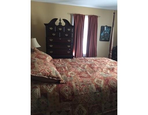 7 Pearson Dr, Springfield, MA 01119 photo 6