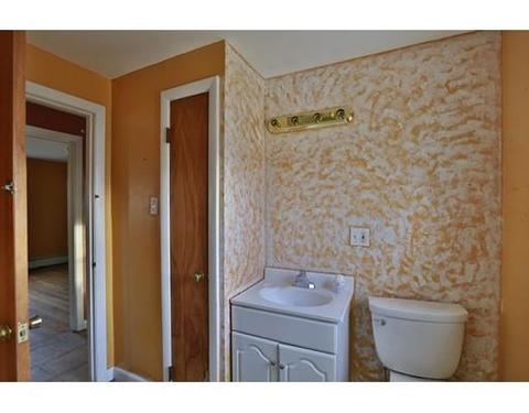 518 Killingly St, Johnston, RI 02919 photo 6