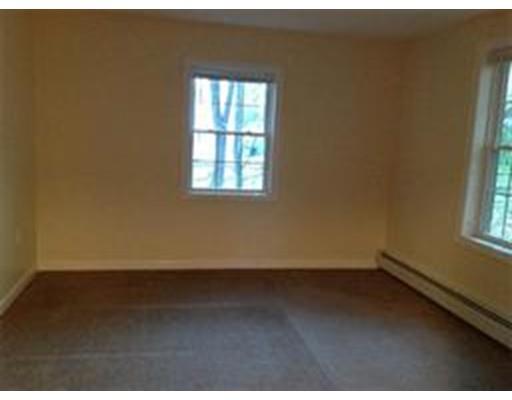 10 Ferraro, Worcester, MA 01604 photo 2