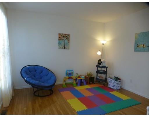 16 Oriental St, Worcester, MA 01605 photo 14