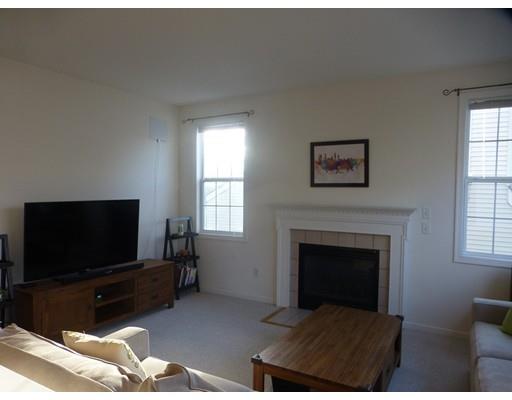 16 Oriental St, Worcester, MA 01605 photo 8