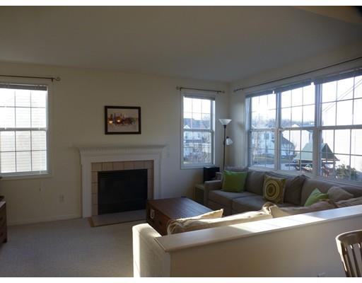 16 Oriental St, Worcester, MA 01605 photo 9