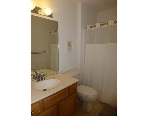 16 Oriental St, Worcester, MA 01605 photo 25