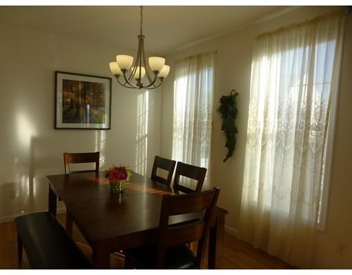 16 Oriental St, Worcester, MA 01605 photo 3