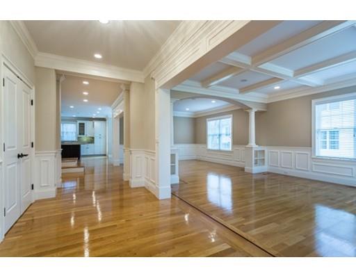 18 Noanett Rd, Needham, MA 02494 photo 2