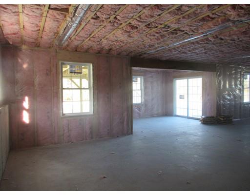 3 Spaulding Ln, Pepperell, MA 01463 photo 5
