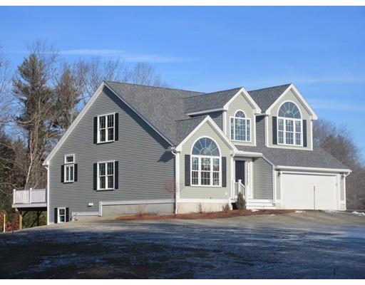 3 Spaulding Ln, Pepperell, MA 01463 photo 2