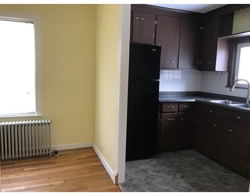 110 Bowen St, Fall River, MA 02724 photo 8