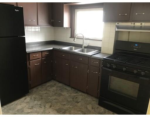 110 Bowen St, Fall River, MA 02724 photo 5
