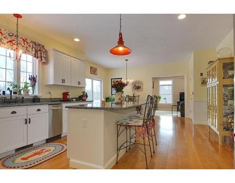 240 Mendon St, Upton, MA 01568 photo 8
