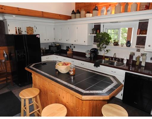 164 Beacon St, Athol, MA 01331 photo 4