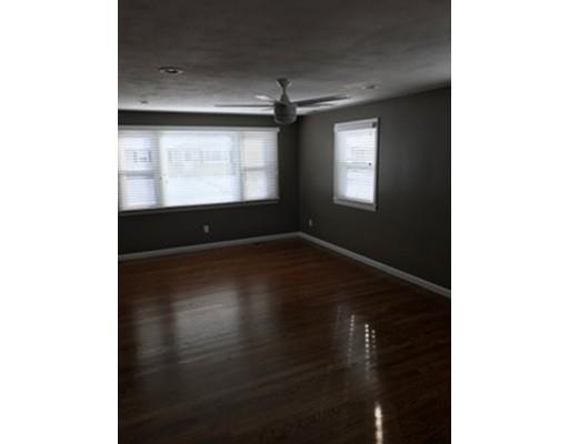 88 Mildred Ave, Springfield, MA 01104 photo 9