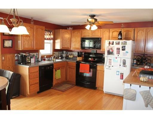 29 Fillmore St, Chicopee, MA 01020 photo 7