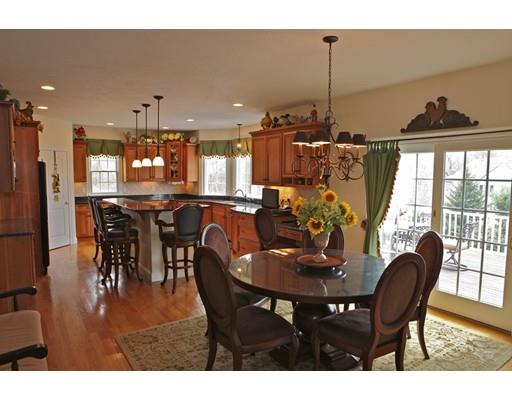 3 Fox Run, Sturbridge, MA 01566 photo 2
