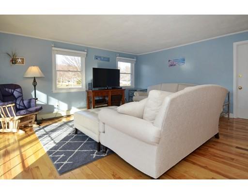10 Wellesley Rd, Danvers, MA 01923 photo 12