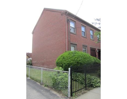 74 Chestnut St, Chicopee, MA 01013 photo 4