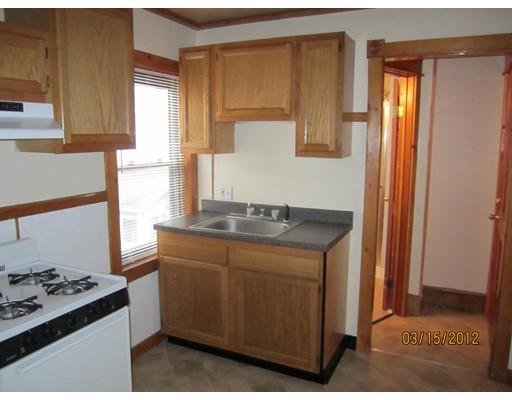 74 Chestnut St, Chicopee, MA 01013 photo 10