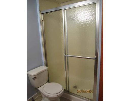 74 Chestnut St, Chicopee, MA 01013 photo 8