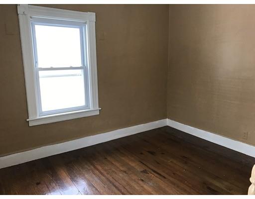 18 Silver St, Springfield, MA 01107 photo 10