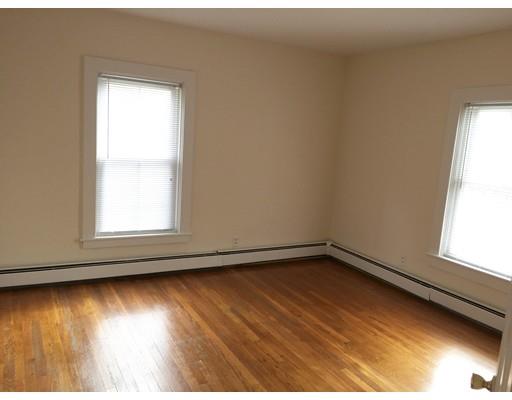 133 Main St, Upton, MA 01568 photo 9
