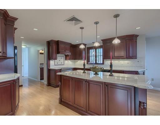 5 Tenney Cir, Acton, MA 01720 photo 2