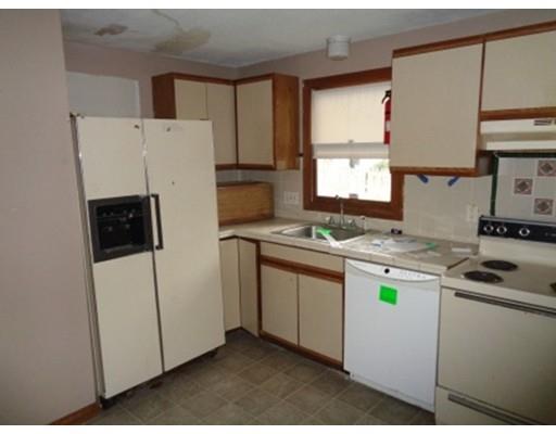 229 Kent Rd, Springfield, MA 01129 photo 3