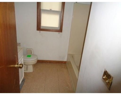 229 Kent Rd, Springfield, MA 01129 photo 7