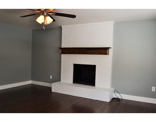 29 E Hill Rd, Springfield, MA 01109 photo 8