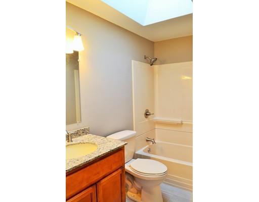 29 E Hill Rd, Springfield, MA 01109 photo 10