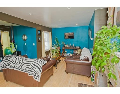 51 Howes St, Springfield, MA 01118 photo 14