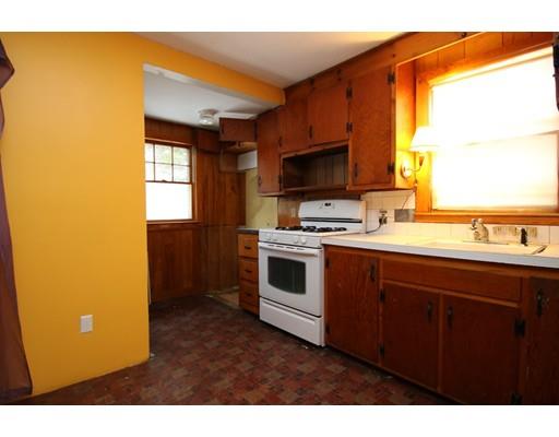 25 Johnson Rd, Saugus, MA 01906 photo 4